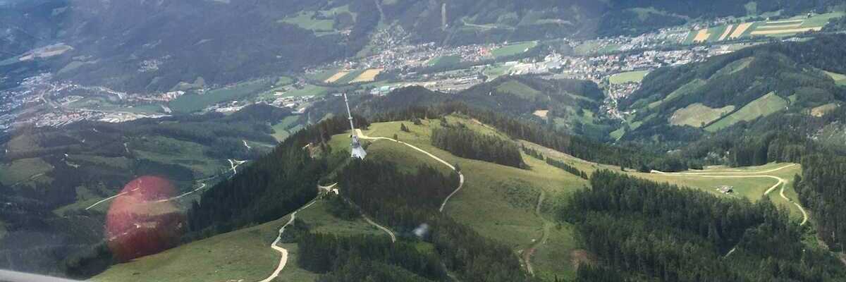 Flugwegposition um 12:06:58: Aufgenommen in der Nähe von Gemeinde Niklasdorf, 8712, Österreich in 1678 Meter